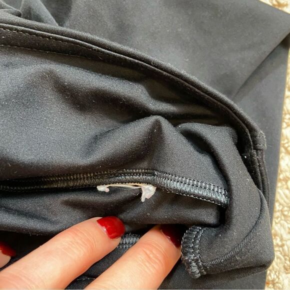 Ladies Gymshark Capri Length Black Leggings Size Small‎ - Picture 9 of 10